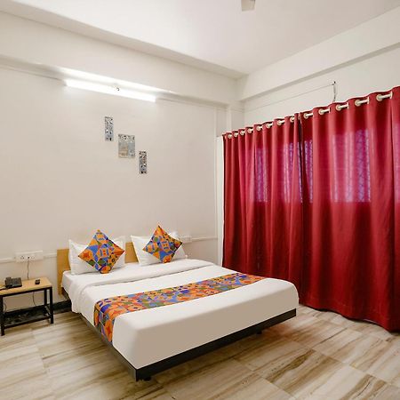 Fabhotel Saubhagya Inn Nászik Kültér fotó