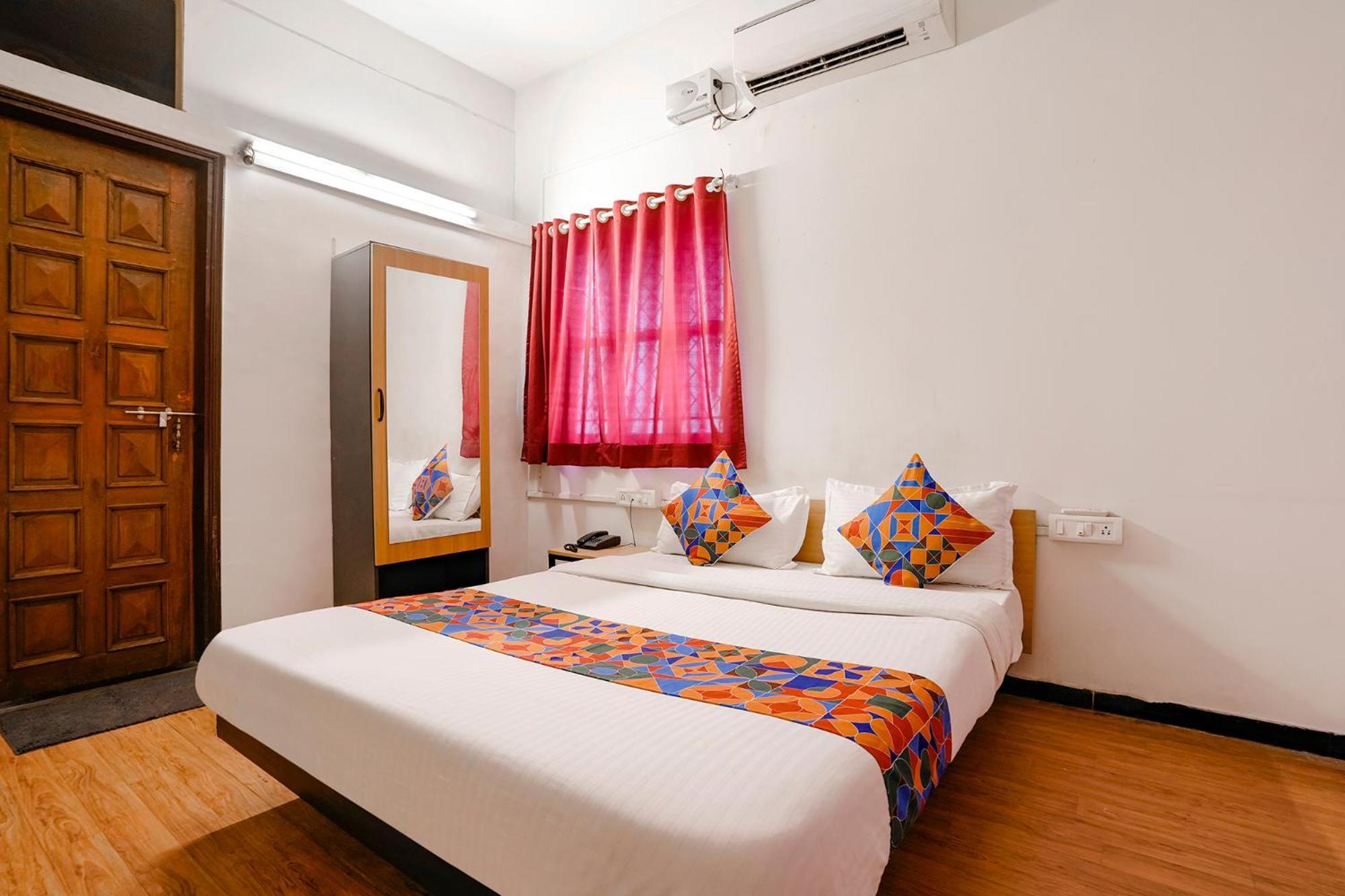 Fabhotel Saubhagya Inn Nászik Kültér fotó