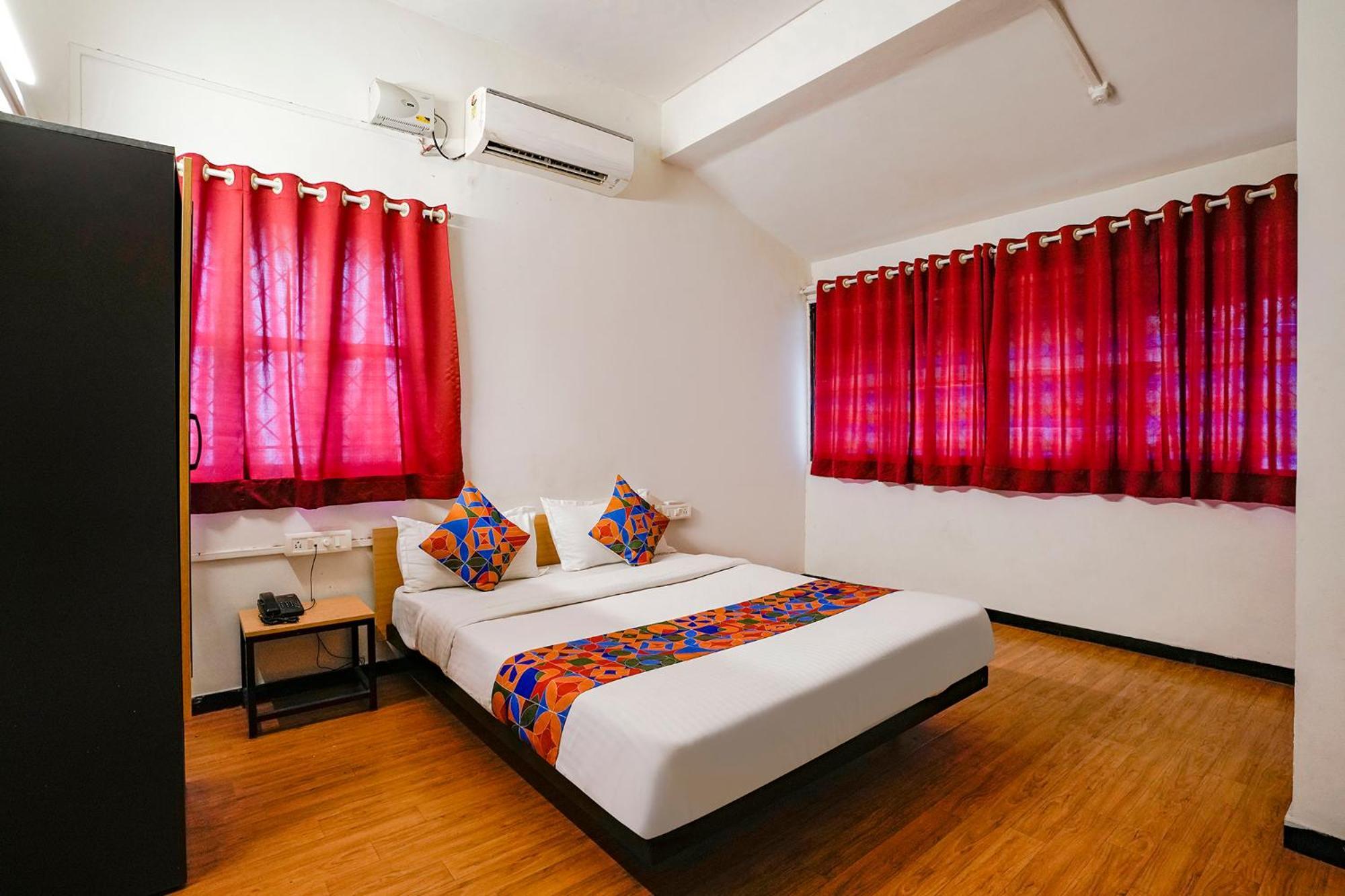Fabhotel Saubhagya Inn Nászik Kültér fotó